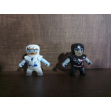 2 Bonecos Miniaturas Kinder