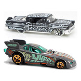 2 Hot Wheels