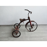 832 Raro Triciclo