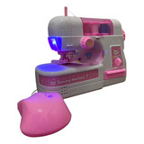 Brinquedo Maquina De Costura Infantil Conjunto Mini Ateli Cor Branco E Rosa