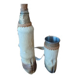 Kit Garrafa E Copo Pé De Bezerro Cavalgada Rodeios