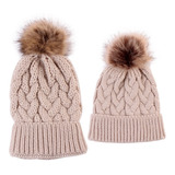 Kit Gorro Crochê Pom Pom Bebê E Mamãe Infantil Touca Capuz