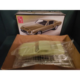 Kit Plastimodelismo Ford Mustang Shelby Amt Não Revell Mpc