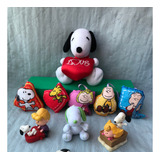 Kit Snoopy Pelúcia Coração, Lino, Woodstock, Lucy, Charlie +