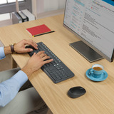 Kit Teclado E Mouse Sem Fio Mk235 Com Conexão Usb E Layout Abnt2 Cor Cinza Logitech