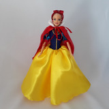 Vestido sirena para Barbie curvy  Molde vestido, Padrões de costura barbie,  Moldes para vestuário de bonecas