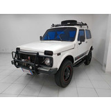 Lada Niva Pantanal 1.6 4x4 Manual 1991 Branco Equipado