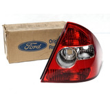 Lanterna Fiesta Sedan Ford 04 10