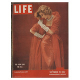 Life Ano 1952 September The Siren Look For Fall