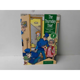 Livro The Thursday Thief - Level 1 ( Novo - Fotos Reais )