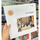 Vinil