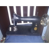 Máquina De Costura Antiga Singer Funcionando 