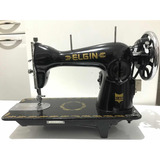 Máquina De Costura Elgin B3 Pretinha