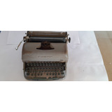 Máquina De Escrever Remington Antiga Pra Restaurar Ou Peças
