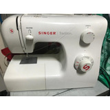 Maquina Singer Tradition 2250 Branca 220v