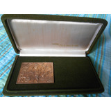 Medalha 100anos Fazenda Quissaman - 70x52 - 95grs No Estojo