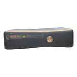 Microsoft Xbox 360-s - Modelo 1439 - 4gb- + 01 Controle + 01 Kinect - Cor Matte Black - Seminovo