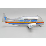 Miniatura Avião 1/200 Jc Wings Airbus Skylink Super Guppy