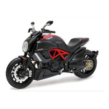 Miniatura Moto Ducati Diavel Carbon Motonas Colecionadores
