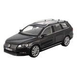 Miniatura Schuco Volkswagen Passat 2011 1:43 Preto