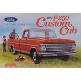 Moebius 2564 Ford F-250 Custom Cab 1968 1/25