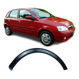 Moldura Paralama Dianteiro Corsa Montana Lado Direito
