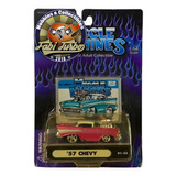 Muscle Machines - 57 Chevy Bel Air Rosa 1:64