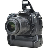 Nikon D300 + 18-55mm +16gb +
