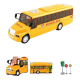 Ônibus Escolar Simulado Com 2pessoas De