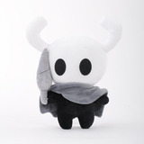 Pelúcia Cavaleiro Hollow Knight 27cm |