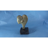Pequena Escultura Em Bronze Assinada Enza L Morgado