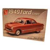 Plastimodelismo Ford Coupe 1949 - 1:25