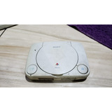 Playstation 1 Psone Só O Aparelho Sem Nada E O Leitor Dele Não Leu Os Jogos. Tá Com Defeito. 000. A93