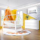 Quarto De Bebê Completo Com Berço Montessoriano E Cômoda 