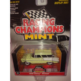 Racing Champions 1956 Chevy Nomad 1/64