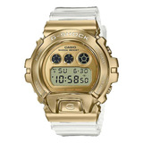 Relógio Casio G-shock Gm-6900sg-9dr Correia Transparente Bisel Dourado Fundo Cinza