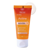 Acneica