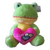 Sapo De Pelúcia Verde Claro E Amarelo Com Coração Rosa