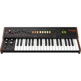 Sintetizador Behringer Vocoder Vc340 37 Teclas