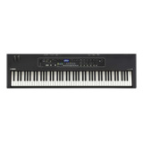 Teclado Sintetizador Yamaha Ck88 Com Bluetooth Cor Preto 110v/220v