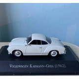 Volkswagen Karmann Ghia 1962/escala 1:43/carro Em
