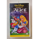 Alice No Pais Das