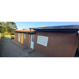 Aluga se Casa Com