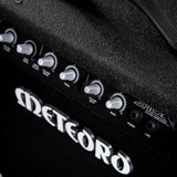 Amplificador Meteoro Space Guitar