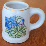 Antiga Caneca Miniatura Porcelana