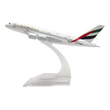 Avião Comercial Airbus / Boeing - Miniatura De Metal - 15cm Cor Emirates Airlines - Airbus A380