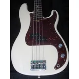 Baixo Fender Precision Profissional