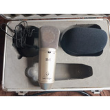 Behringer B1