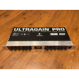 Behringer Ultragain Pro Mic2200 Preamp