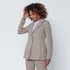Blazer Feminino Sarja Cáqui Botão Único Sem Lycra